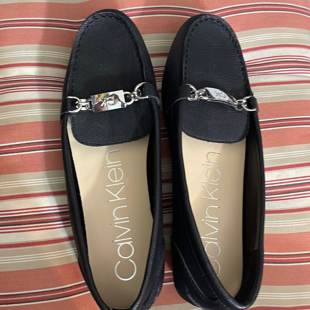 Metal decor flat Calvin Klein Logan Loafer (Women)